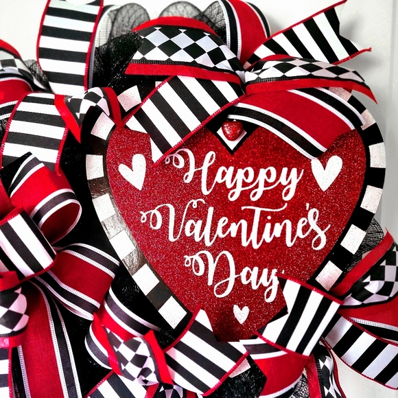 Valentines Day Wreath Deco Mesh Bows - Picture 2 of 4